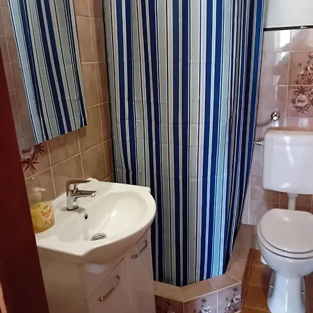 And With Parking Space Krk - 13553 게스트하우스