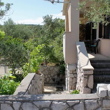 And With Parking Space Krk - 13553 招待所 Vrh (Krk)